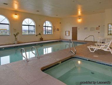 Rodeway Inn 2*